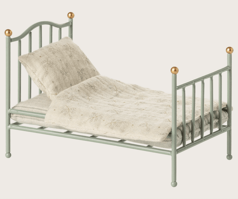 Maileg Vintage single bed Mouse Mint