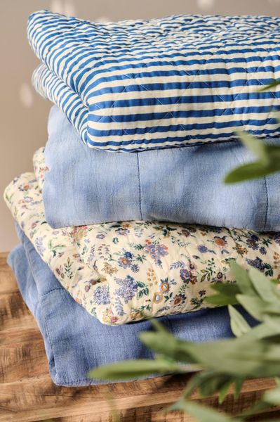 Ib Laursen quilt bl&aring; og brune striper