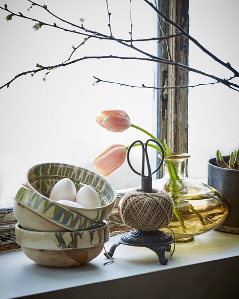 Hyssing p&aring; stativ med saks