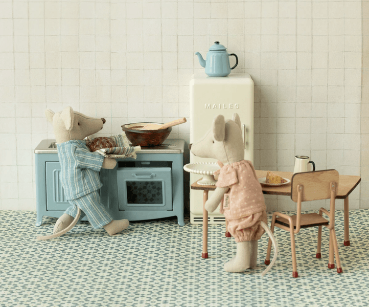 Maileg Kitchen Mouse Blue