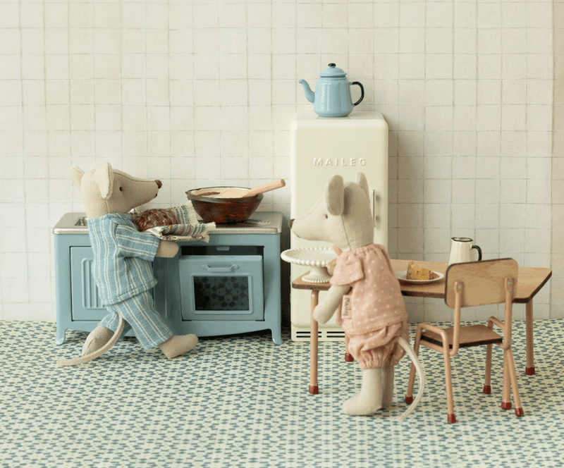 Maileg Kitchen Mouse Blue