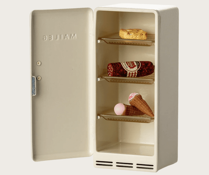 Maileg Fridge Mouse Off white