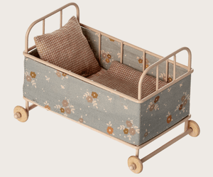 Hovedbilde Maileg Cot bed Micro Powder