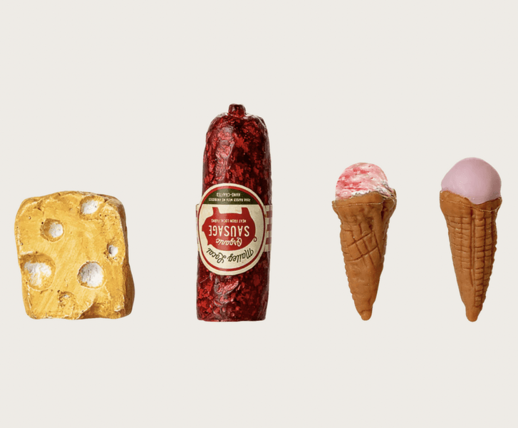 Maileg Fridge Mouse Off white